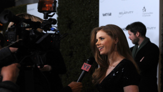 Amy Adams Is Wayyy Too Old To Play Lois Lane